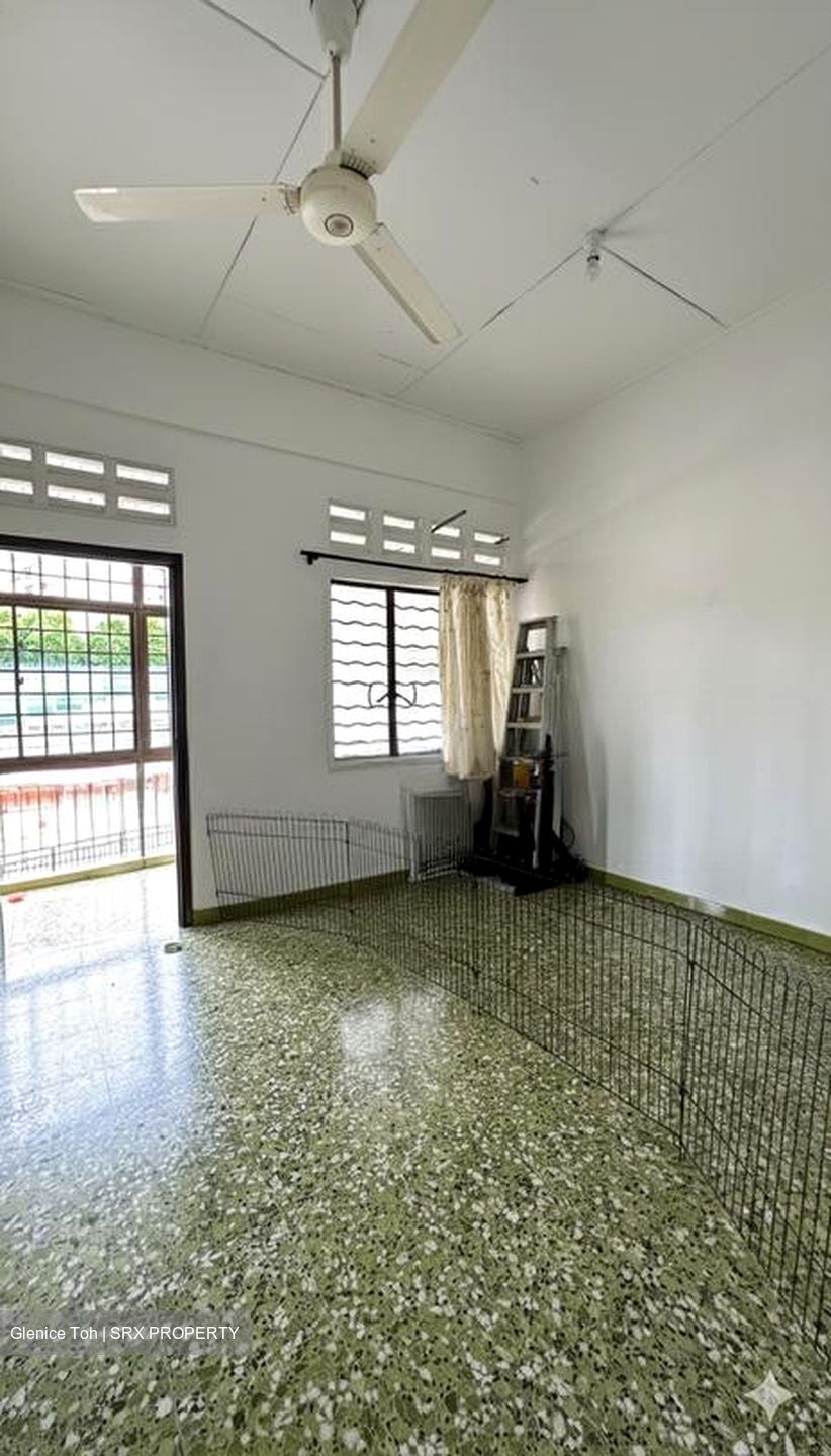 Chong Pang Community Club (D27), Shop House #508619001